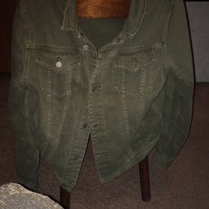 Men’s size XL olive green denim jacket.